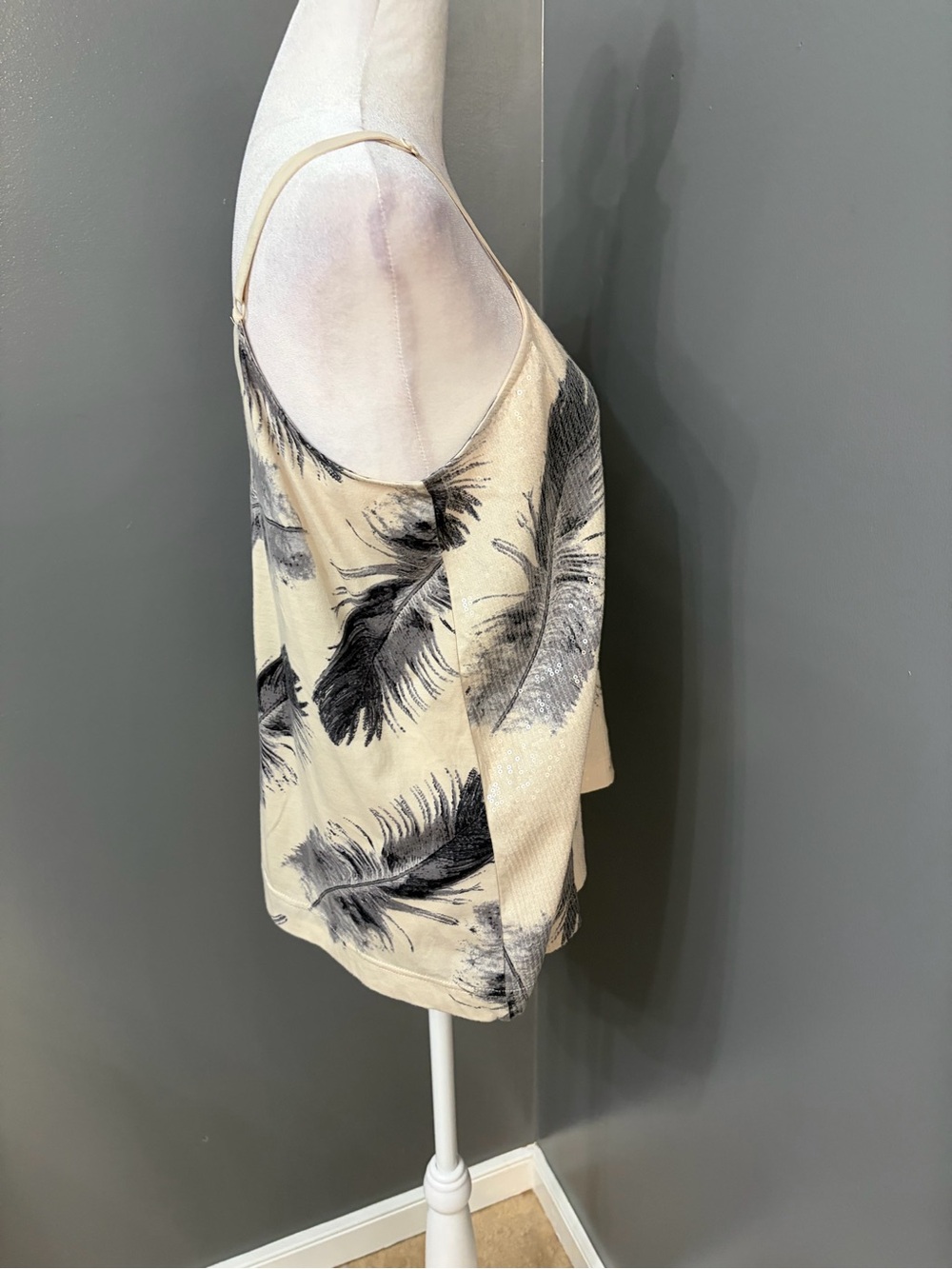 Urban Outfitters Kimchi Blue Feather Sequin Cami Tank Top Medium Cottagecore Y2K - Picture 5 of 17